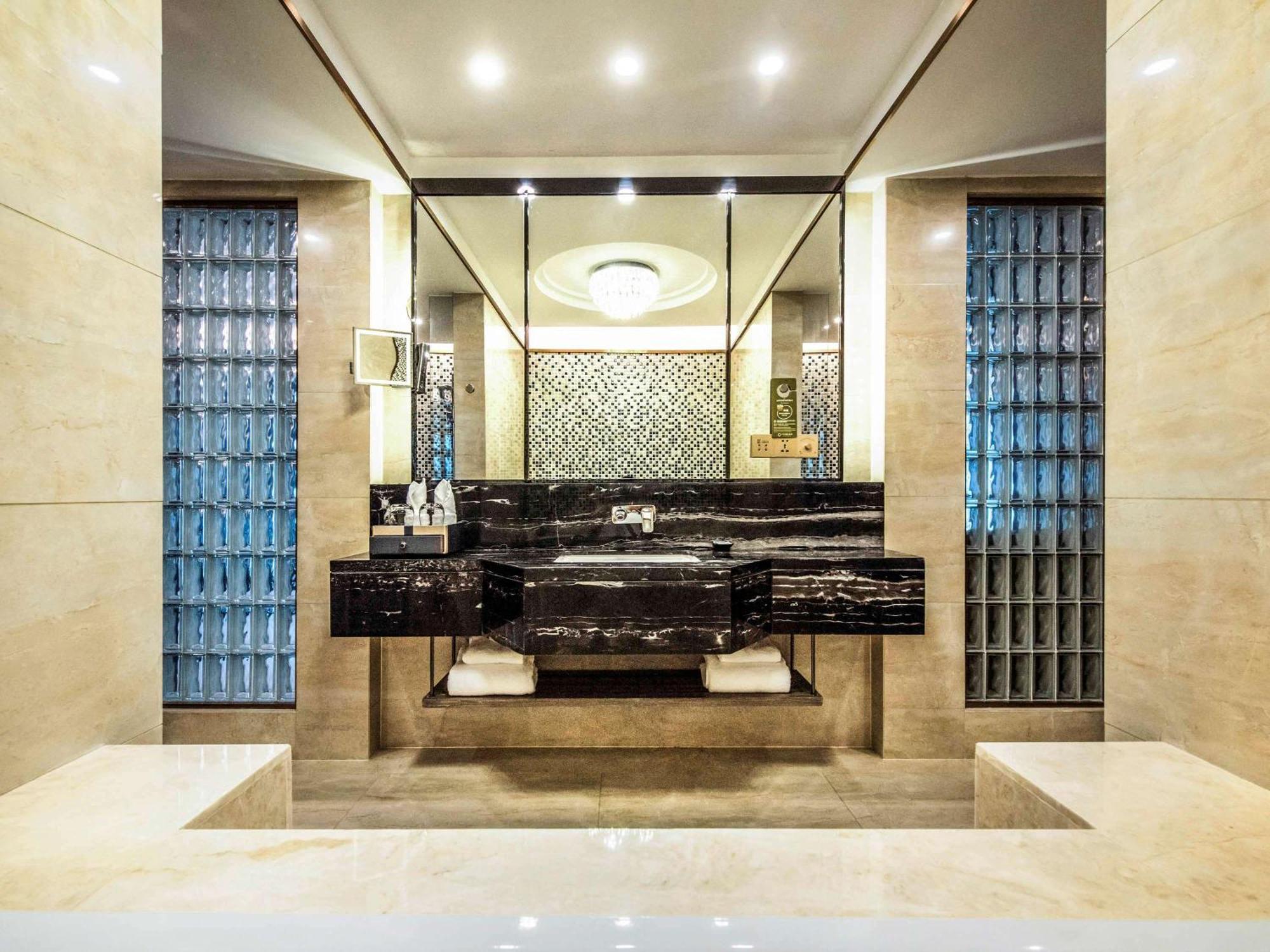 Mercure Chongqing Downtown Zewnętrze zdjęcie